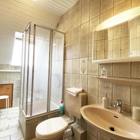 Ferien Im Wangerland - Haus Wiesenweg - 1 1og Apartamento *